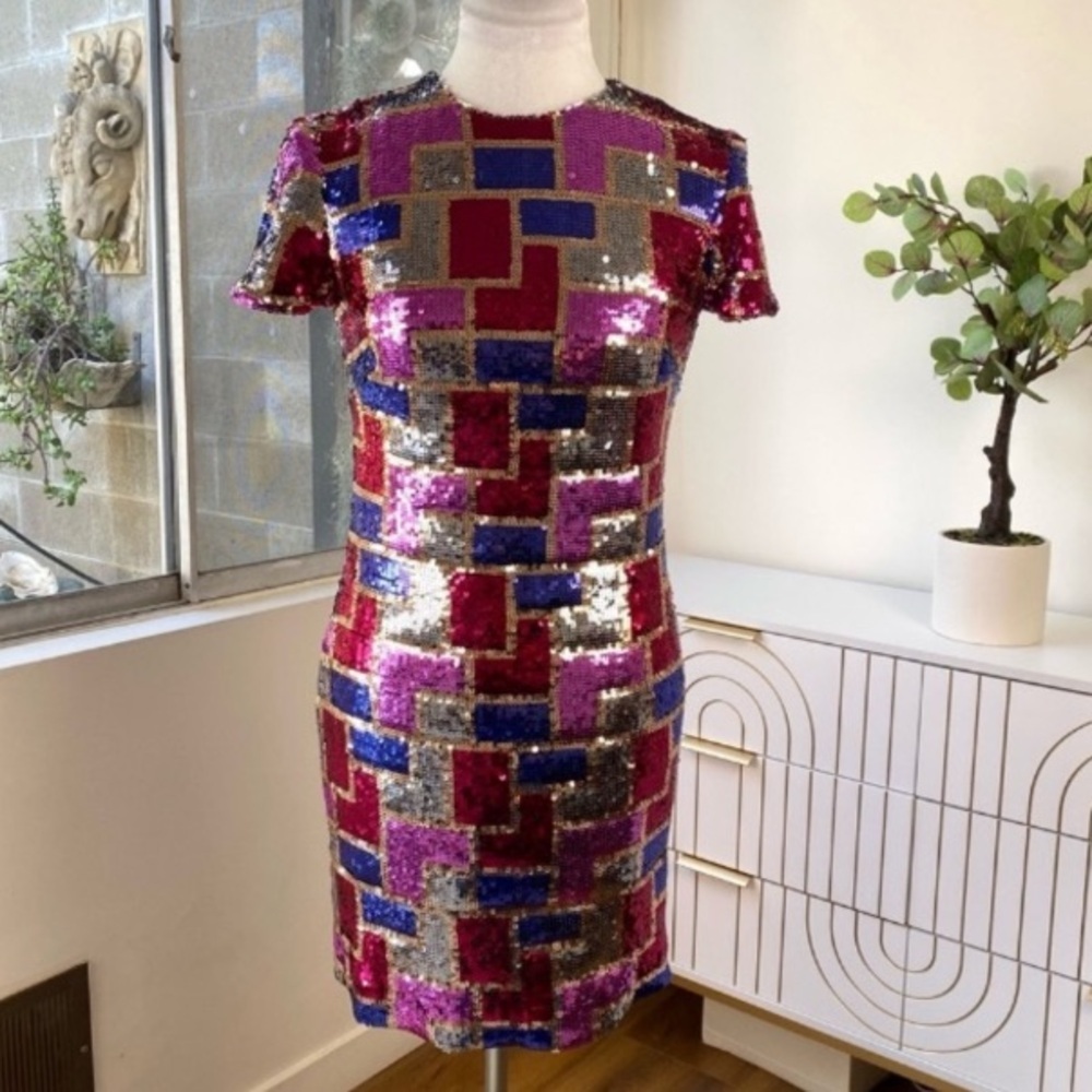 Trina Turk NWOT Sequin Mosaic Mini Cocktail Dress, Size 4 - Picture 2 of 10